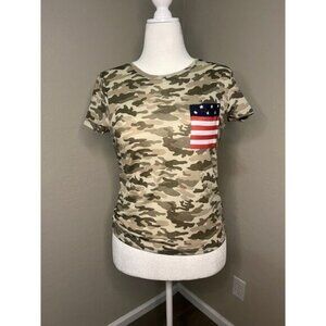 Wallflower American Flag and Camo Women's‎ Tee Size Medium